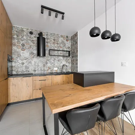 Daire Nice Stay Apartment Dąbrowa Górnicza
